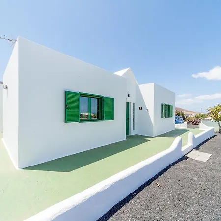 Casita Blanca Villa *
