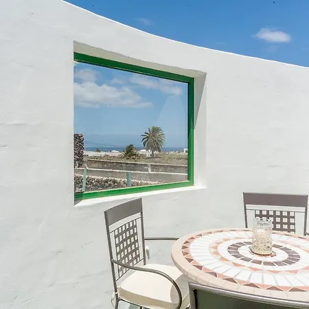 Casita Blanca Villa Mala