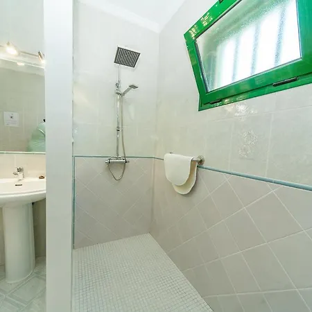 Casita Blanca Villa *